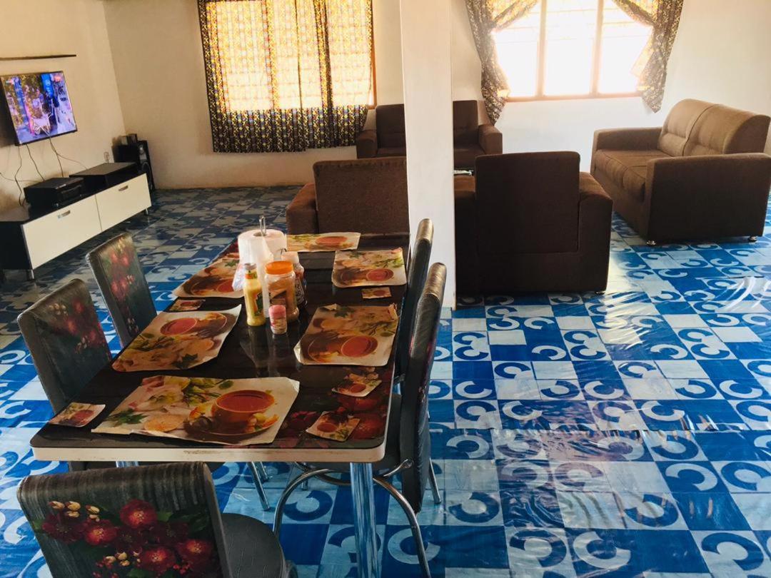 Feel At Home & Be Close To The Labadi Beach Accra Buitenkant foto